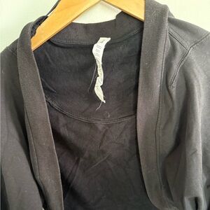 Lululemon shrug